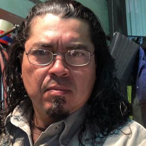 Meet your Posher, Max